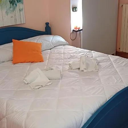 Al Vecchio Camino Bed & Breakfast *