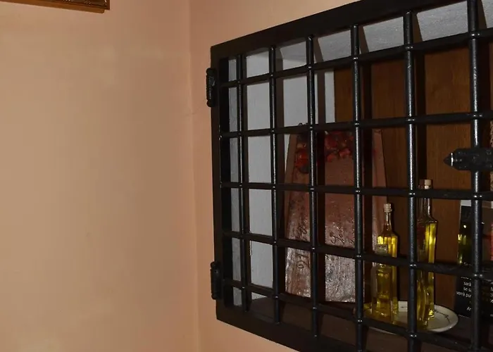 Al Vecchio Camino Bed & Breakfast 3*